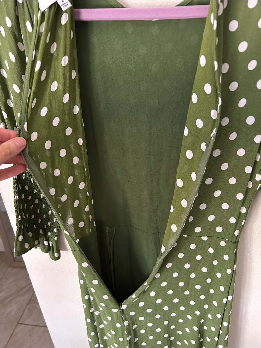 Reformation Carolena midi polka dots Dress in Edamame green - Picture 8 of 12